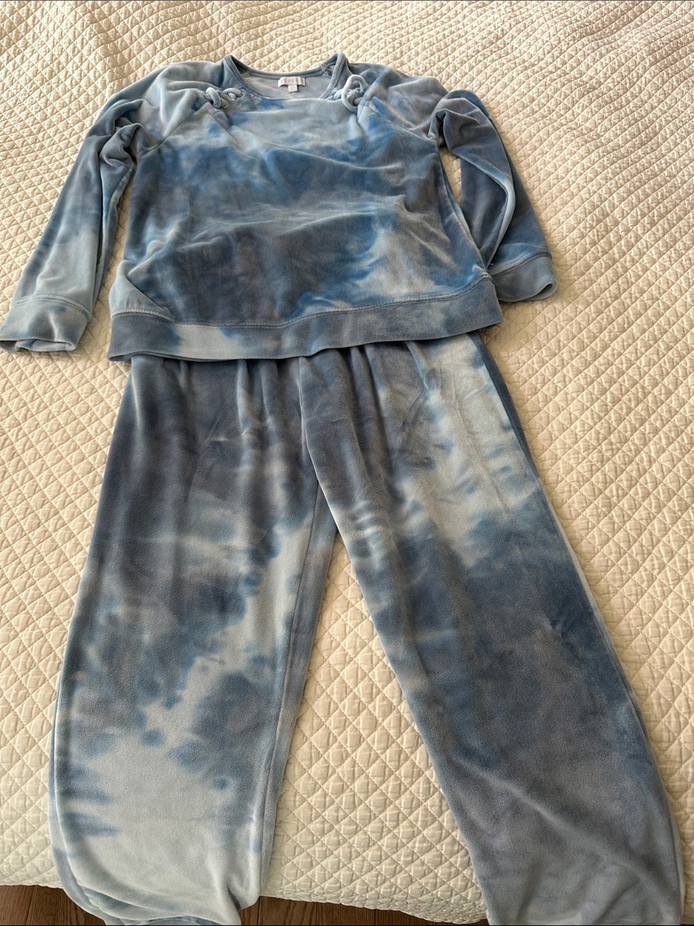 btween Blue Tie-Dye Velour Kids Pajama Set